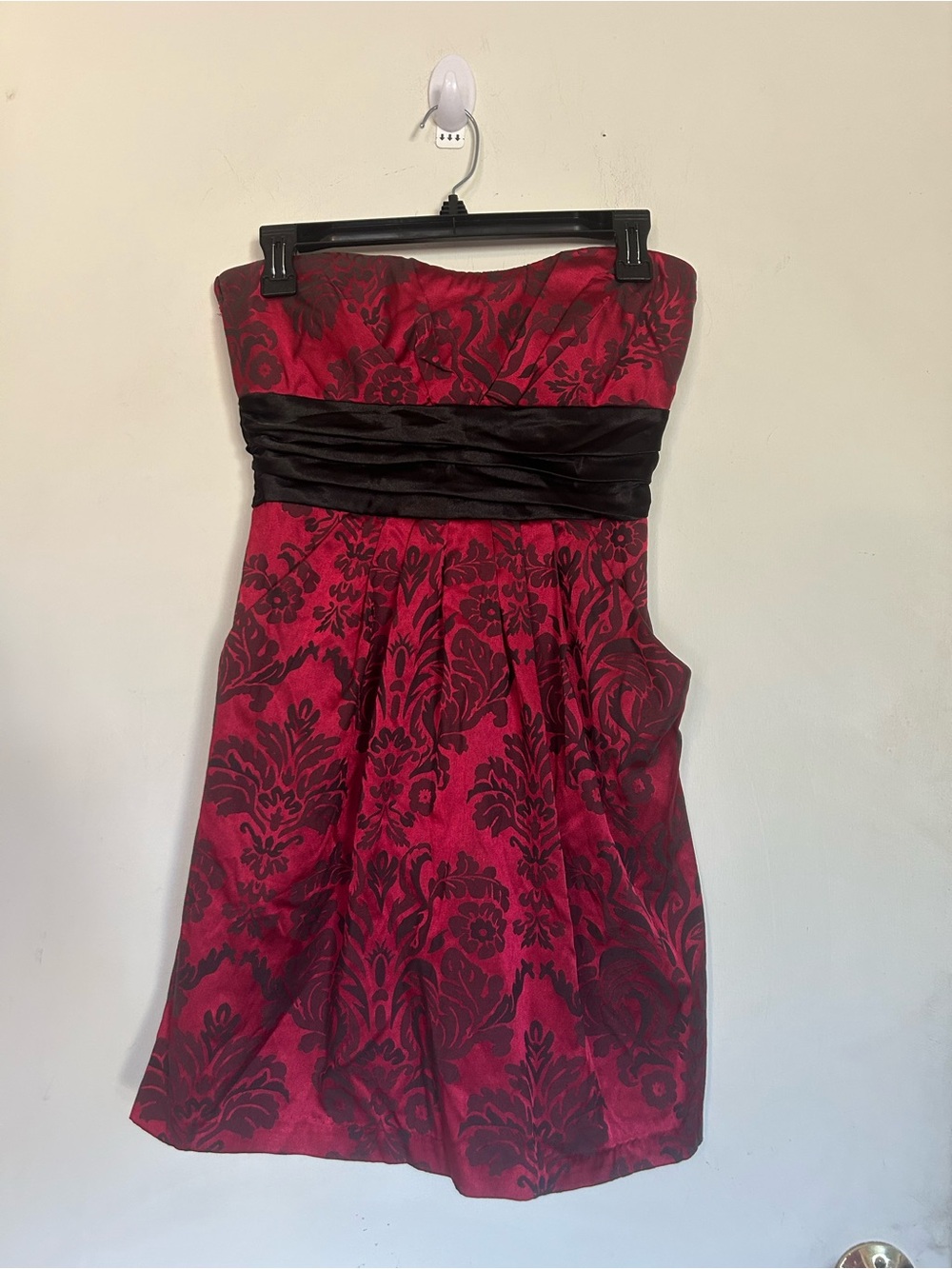 Speechless Y2K Whimsy goth Strapless Ruby Floral Damask
Mini Dress (11)